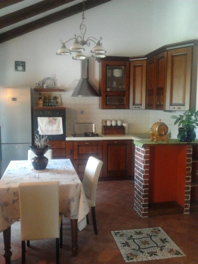 Sunshine Apartment Palit Екстериор снимка