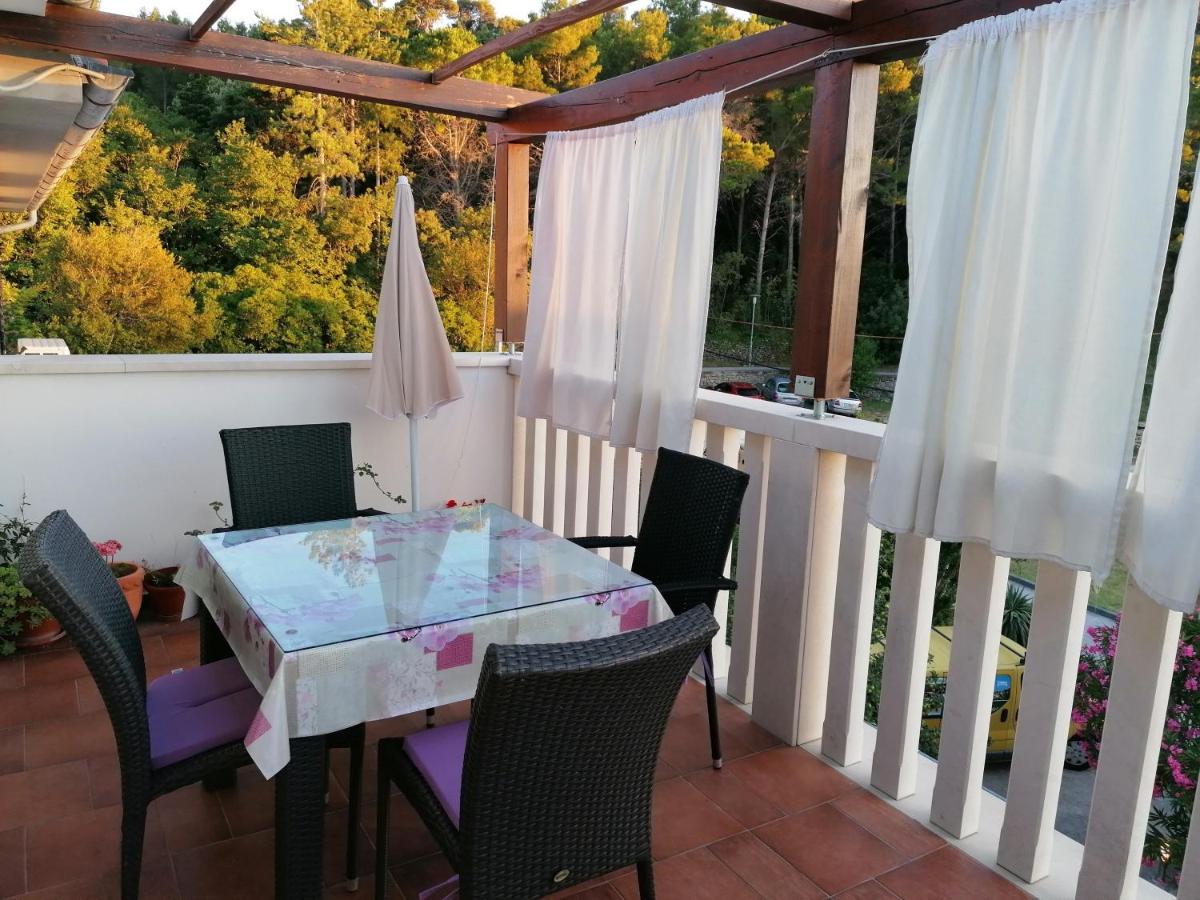 Sunshine Apartment Palit Екстериор снимка