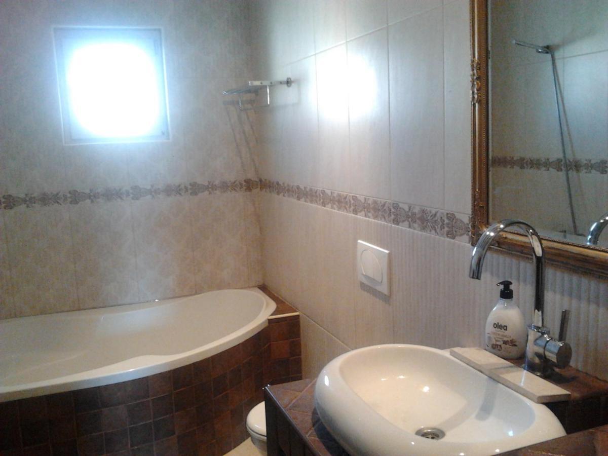 Sunshine Apartment Palit Екстериор снимка